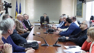 Održan radni sastanak u cilju obezbjeđenja normalnog funkcionisanja komunalnih i drugih usluga u Tuzli
