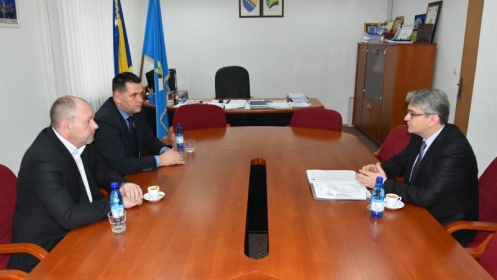 Federalni ministar Bukvarević posjetio premijera Tuzlanskog kantona