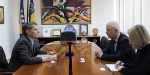 Održan sastanak gradonačelnika Tuzle i direktora njemačke Fondacije Konrad Adenauer u Bosni i Hercegovini