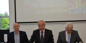 Potpisan sporazum o poslovnom povezivanju i saradnji visoke škole FINra i FINconsulta sa Kantonalnom privrednom komorom Tuzla