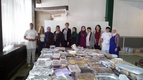 Asocijacija žena Medžlisa Tuzla: 4.000 kolača za korisnike Narodne kuhinje