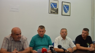 Press konferencija Koordinacije boračkih Saveza TK: Otvoreno pismo Miloradu Dodiku i svim domaćim i inostranim institucijama
