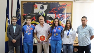 Zlatna medalja sa Hrvatskih svjetskih igara stigla u Tuzlu