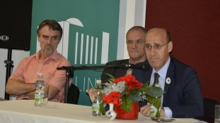 Ramiz Salkić  potpredsjednik bh. entiteta RS održao političku tribinu u Linzu