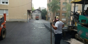 Radovi na sanaciji i asfaltiranju ulice Dragiše Trifkovića u Tuzli