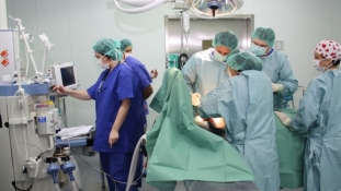 UKC Tuzla /Klinika za plastičnu i maksilofacijalnu hirurgiju: Uspješno izvedena replantacija šake