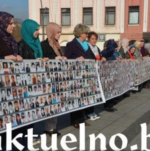 Hajra Ćatić: Najmanje što očekujemo u presudi Ratku Mladiću je doživotna robija i presuda za genocid (FOTO)