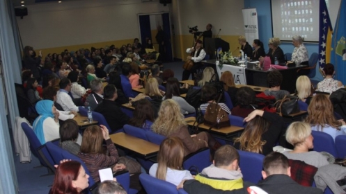 Održana tribina „Žena u bosanskohercegovačkom kulturnom i tradicijskom kontekstu“