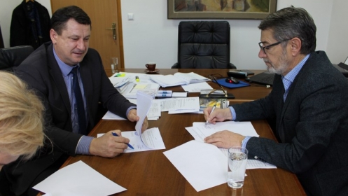 Potpisani ugovori o sufinansiranju projekata toplifikacije  MZ-a Batve i Brčanske Malte