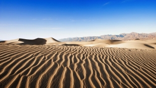 Crvena kiša: Pustinjska prašina iz Sahare danas stiže u Europu, stići će i do BiH