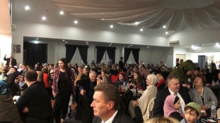 Manifestacija „Ususret ramazanu“ u Sydneyu: Bosanci i Hercegovci u Australiji pomoći će organizaciju iftara u Srebrenici
