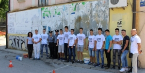 Organizovana zajednička akcija uklanjanja grafita