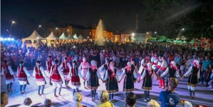 Koncert Folklornog ansambla “Panonija” na Trgu Slobode!