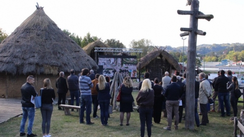 Završena realizacija projekta “Unapređenje turizma u Tuzli kroz obnovu Arheološkog parka”
