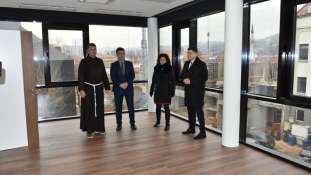 Premijer Suljkanović posjetio Hrvatski kulturni centar