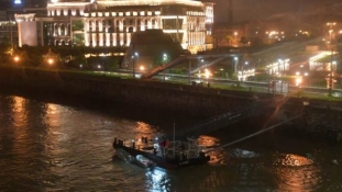 Sedam mrtvih i više nestalih u nesreći prevrtanja turističke brodice u Budimpešti