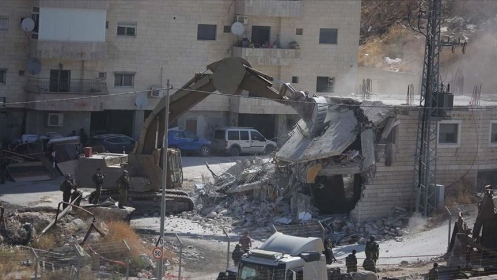Izraelske snage sigurnosti buldožerima ruše palestinske kuće u okupiranom Istočnom Jerusalemu