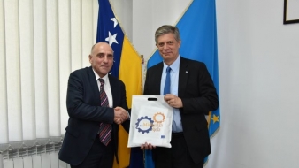 Premijer Tulumović se susreo sa ambasadorom Wigemarkom