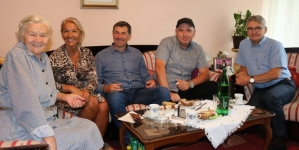 Ministar Bukvarević posjetio porodicu generala Mustafe Hajrulahovića Talijana