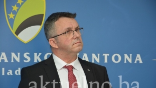 Vlada TK preispituje odgovornost Nadzornog odbora  JP,,Međunarodni aerodrom Tuzla“
