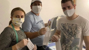 Krojačka radnja “Hajdarević” iz Tuzle donirala zaštitne maske za boračku populaciju