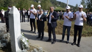 Ministar Bukvarević: Prošlo je 28 godina od zločina u Bratuncu i okolnim mjestima a zločinci još nisu procesuirani