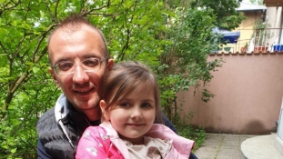 Apel za pomoć: Petogodišnjoj Ilhani i njenom ocu Jasminu otkazuju bubrezi