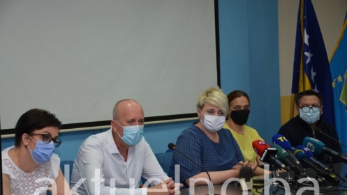 Direktor UKC-a Tuzla poručio: Prestanite pitati zdravstvene profesionalce za respiratore jer to je mjesto prije sahrane. Prevencije na svim nivoima mogu spasiti kompletan sistem