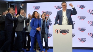 Vučić proglasio pobjedu s dva miliona osvojenih glasova