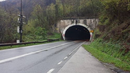 BIHAMK: Obustava saobraćaja u tunelu Ormanica, na putu Srebrenik – Orašje