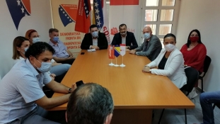 Demokratska fronta i Socijaldemokrati izlaze zajedno na lokalne izbore u Tuzli