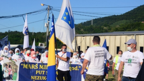 Učesnici „Marša mira“ stigli u Potočare