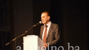 Kurtćehajić: Probosanski političari i intelektualci moraju odgovoriti Dodiku