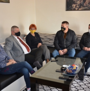 Koordinacija boraca TK u posjeti porodicama jučer uhapšenih pripadnika Armije BiH