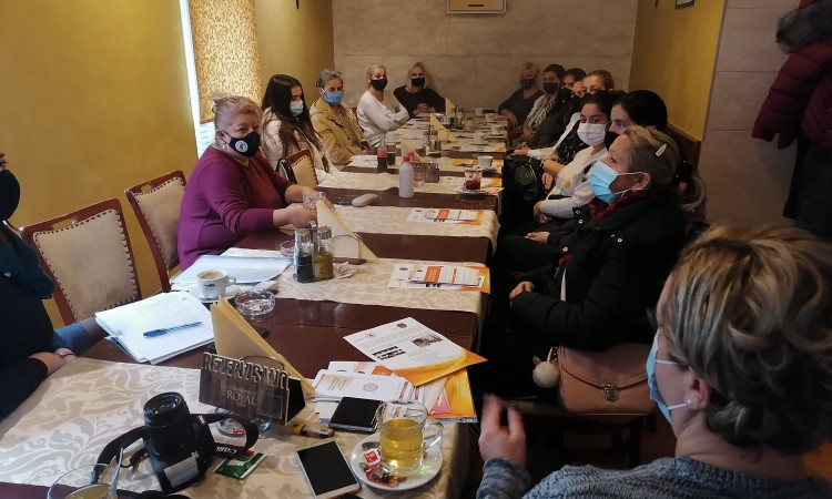 Udruženje žena Romkinja ‘Bolja budućnost’ educira o socijalnim pravima