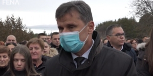 Novalić prisustvovao posljednjem ispraćaju mladih stradalih kod Posušja (VIDEO)