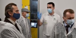 Premijer Hodžić i ministar Smajlović posjetili savremeni Repro centar i Inkubatorsku stanicu kompanije BIngo