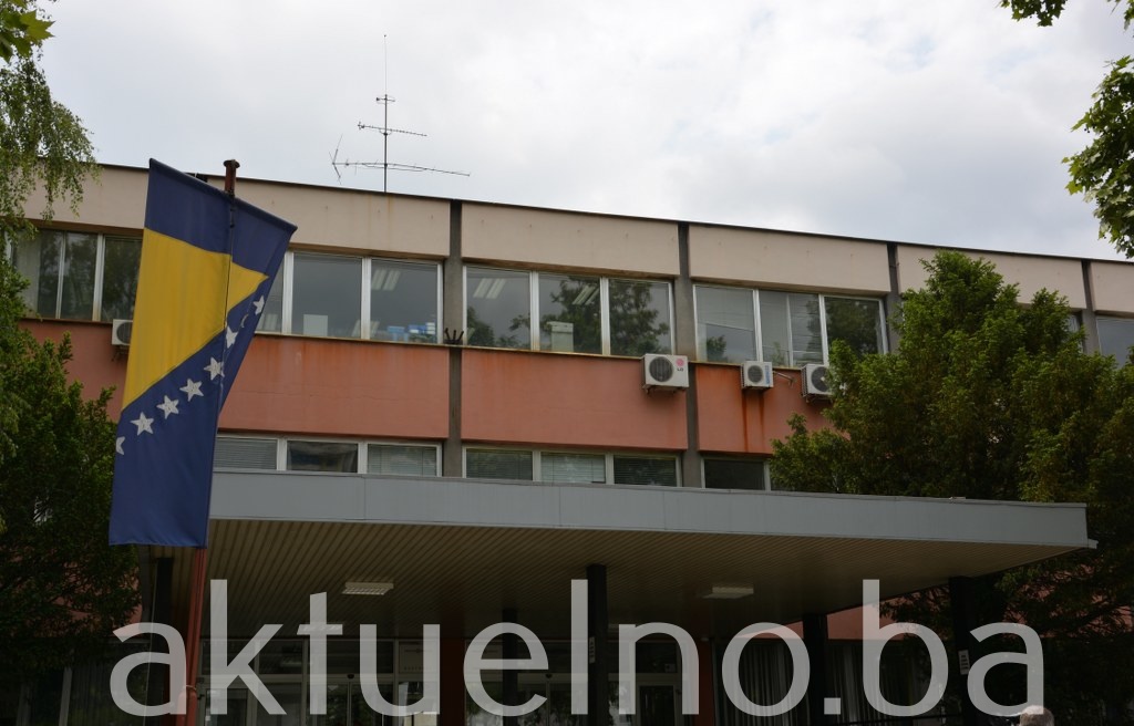 Utvrđena upisna politika na JU Univerzitet u Tuzli