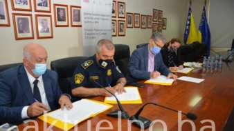 Potpisan Protokol za prevenciju i postupanje u slučajevima prosjačenja i drugih vidova eksploatacije djece u gradu Tuzli
