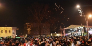 Javni doček Nove godine uz domaće izvođače na Trgu slobode u Tuzli