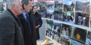 Premijer Hodžić otvorio Bajrićevu  izložbu fotografija „Rudarski vremeplov-oni izdati ne znaju“