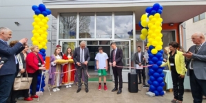 Premijer Halilagić svečano otvorio novoizgrađenu sportsku dvoranu u Kladnju