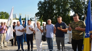 Manifestacija “Igman 2022” obilježena i u Tuzli: Branili smo djecu, grad, domovinu, časno i pošteno, branili i odbranili