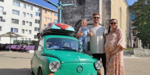 Porodica Čamo Fićom krenula za Švicarsku i zastala da odmori u Bihaću