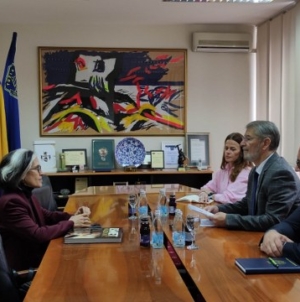 Ambasadorica Kraljevine Španije u Bosni i Hercegovini, NJ.E. María Teresa Lizaranzu Perinat, u posjeti Gradu Tuzli
