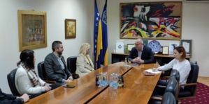 Vršilac dužnosti gradonačelnika Tuzle, dr. Zijad Lugavić, održao sastanke sa ciljem pružanja podrške zapošljavanju i razvoju poduzetništva