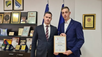 Premijer Halilagić upriličio prijem za „volontera godine“