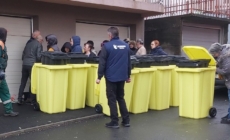 Započeta akcija podjele kanti za ambalažni i miješani otpad za domaćinstva u MZ Mejdan u Tuzli