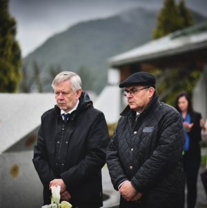Direktor Bavarske memorijalne fondacije Karl Freller u pratnji visokog predstavnika Christiana Schmidta posjetio Memorijalni centar Srebrenica  
