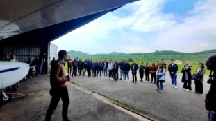 Srednjoškolci iz TK  na sportskom letilištu „Kenan Jusufbašić – Visoko“